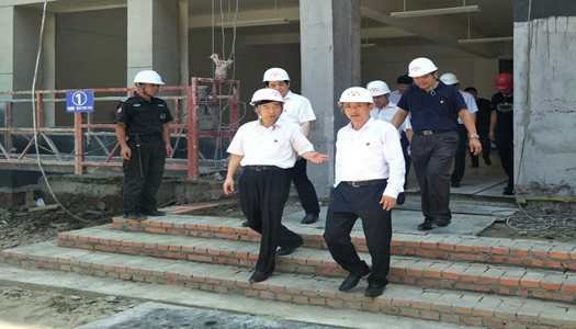 信陽市委書記喬新江到息縣高中建設項目施工現(xiàn)場調研指導工作